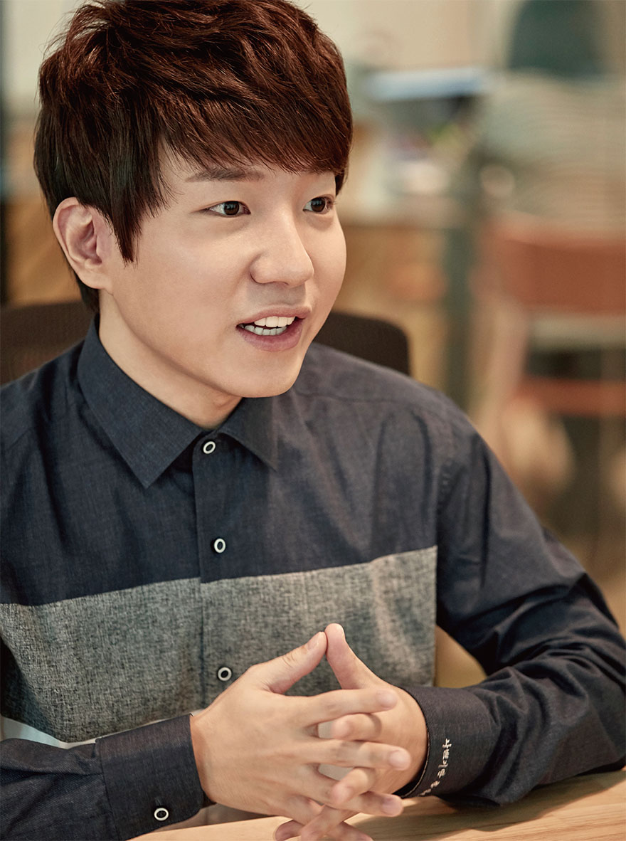 에스.티. 듀퐁클래식에 새긴 그의 스토리-크리에이터 나희선 < New Management < 기사본문 - 포브스코리아(Forbes  Korea)