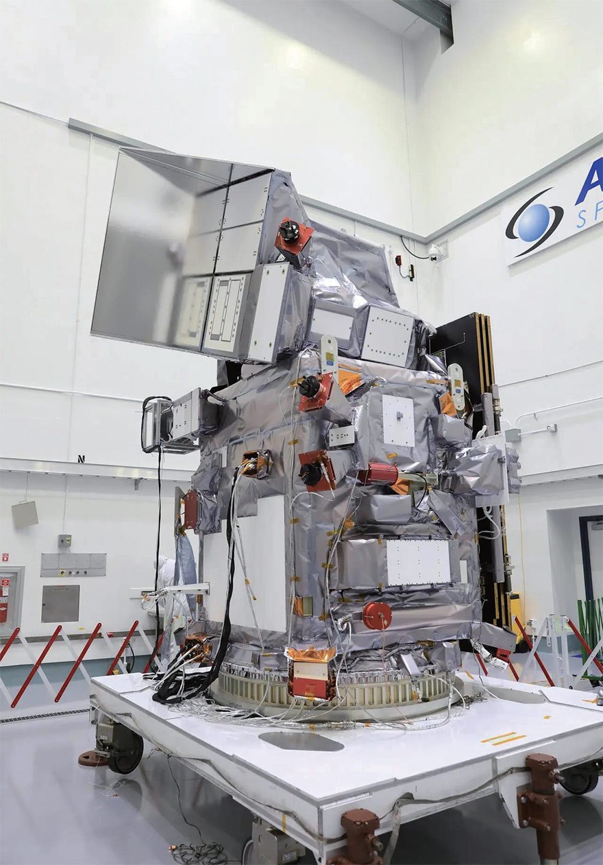 THE BEGINNING OF A NEW SPACE ERA] 뉴스페이스 시대의 서막 < Eyes < 기사본문 -  포브스코리아(Forbes Korea)