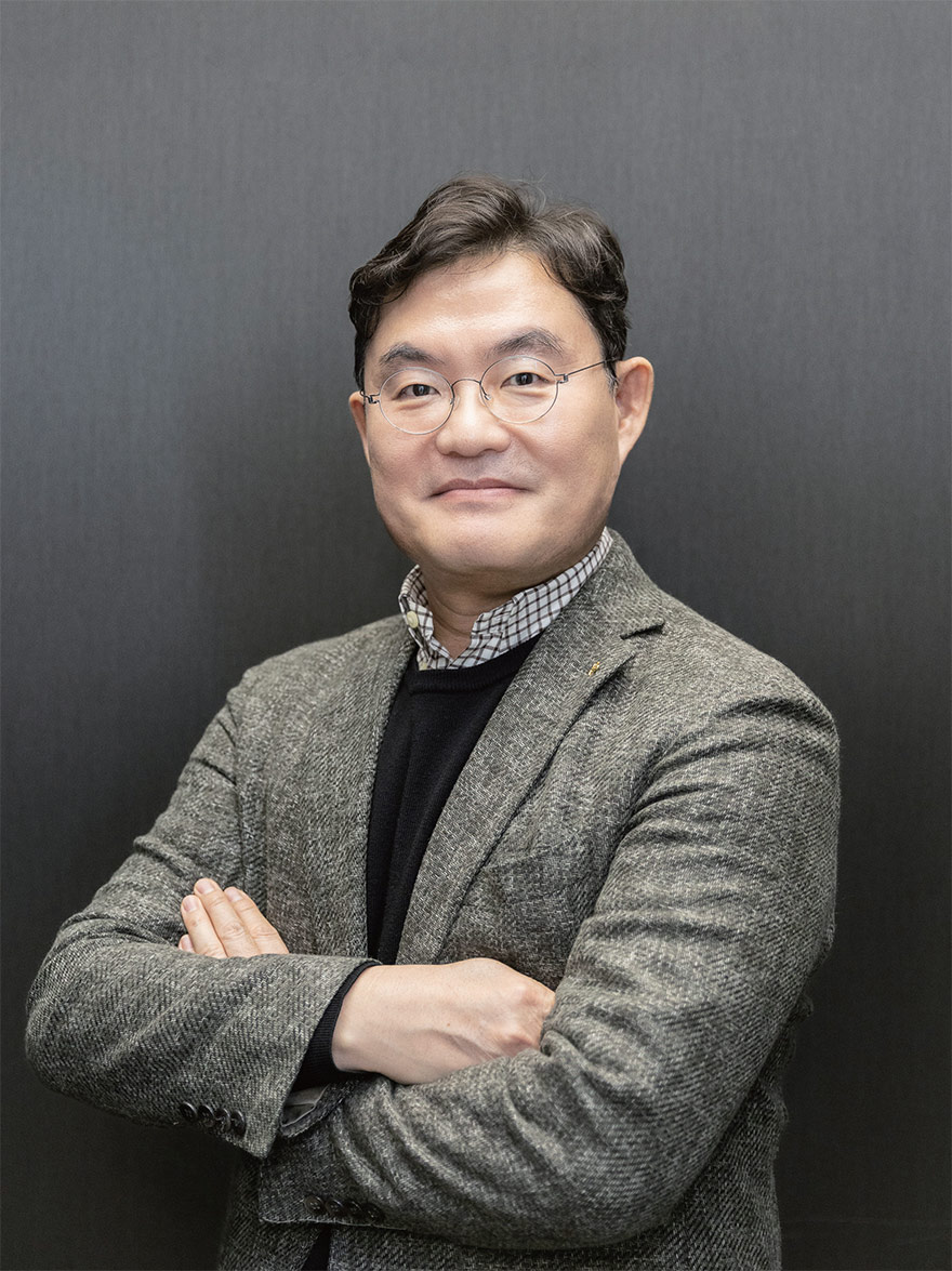 홍성우 KB증권 CIO < New Management < 기사본문 - 포브스코리아(Forbes Korea)