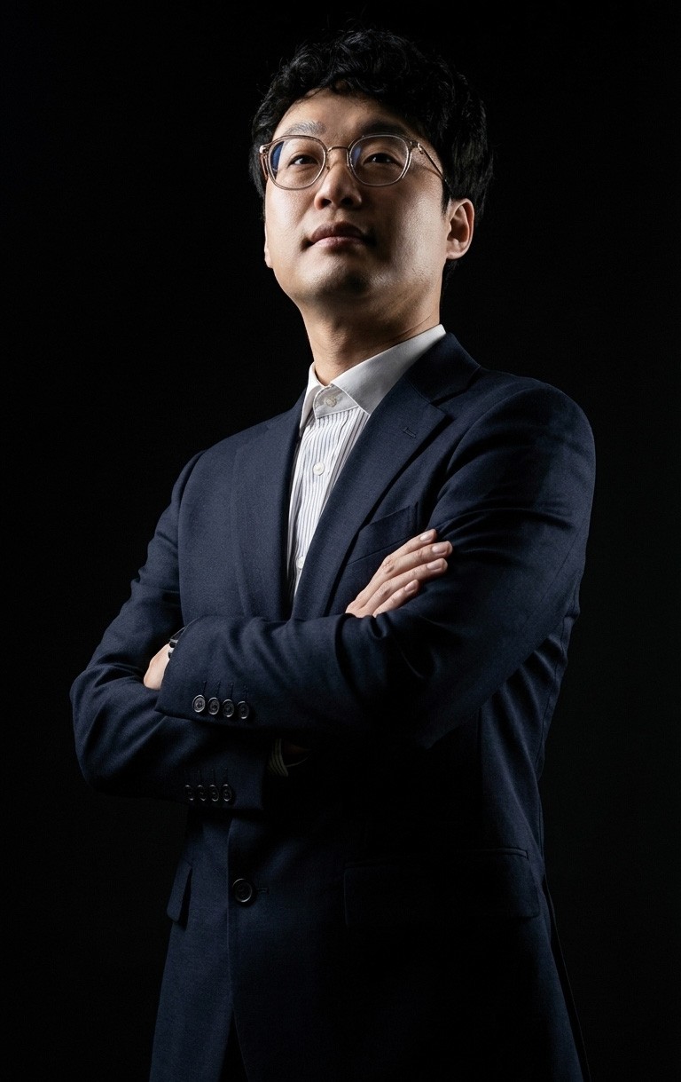 [NEW YEAR'S ESSAY 2026] 윤희영 뷰전 대표 - 뉴스 썸네일 이미지