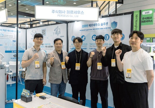 [2026 대한민국 신뢰받는 혁신대상 | 기술혁신 대상] 페르세우스 - 뉴스 썸네일 이미지